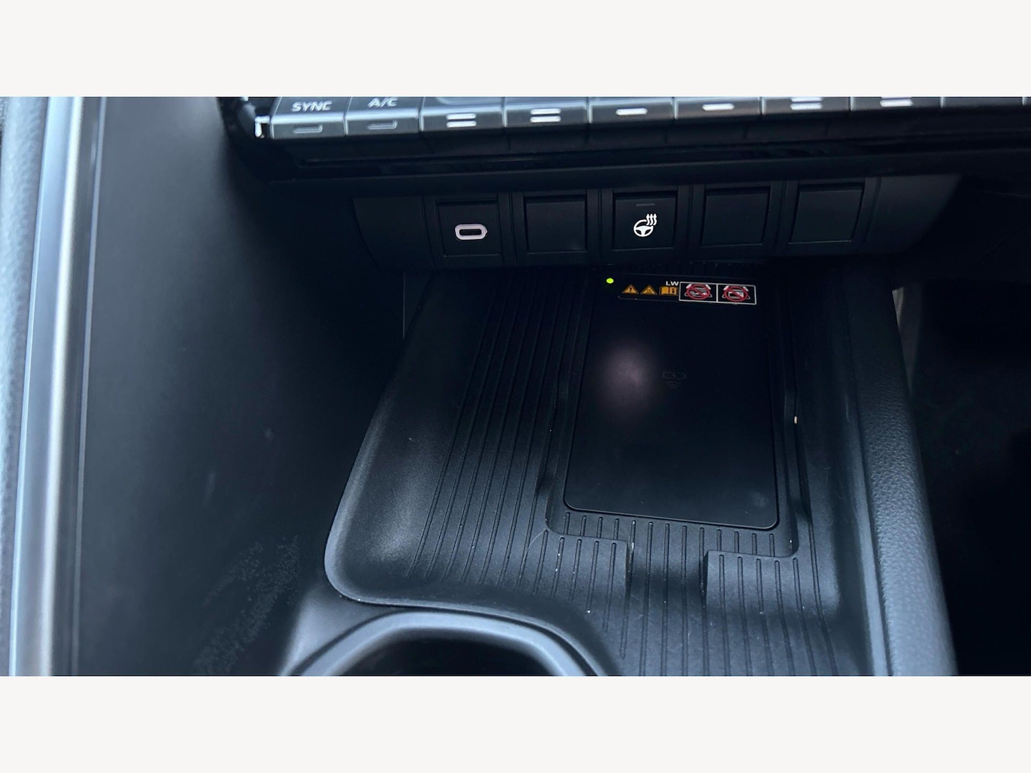 Used Toyota C-HR 2024 for sale - 77994093: Photo 23