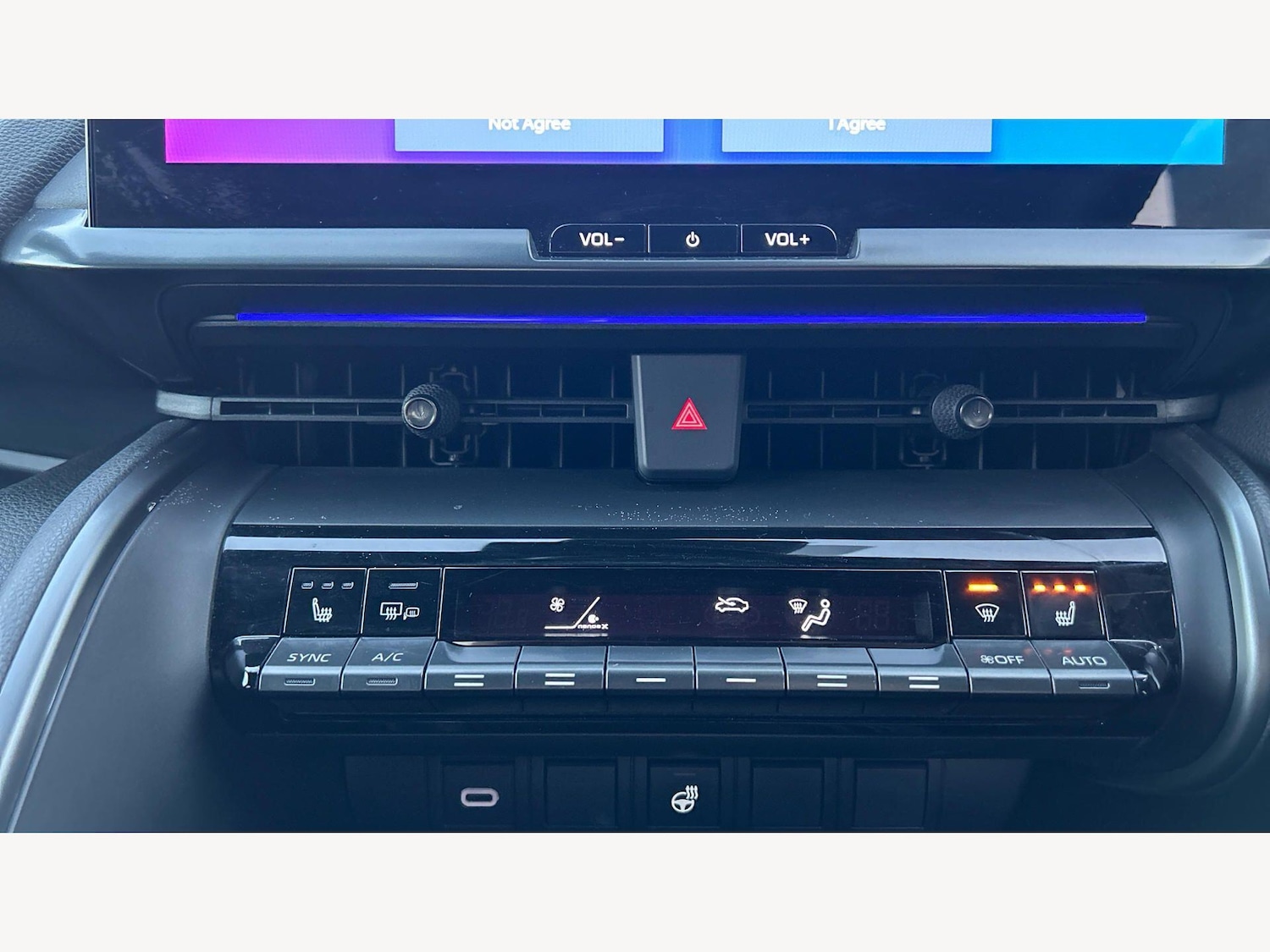 Used Toyota C-HR 2024 for sale - 77994093: Photo 24