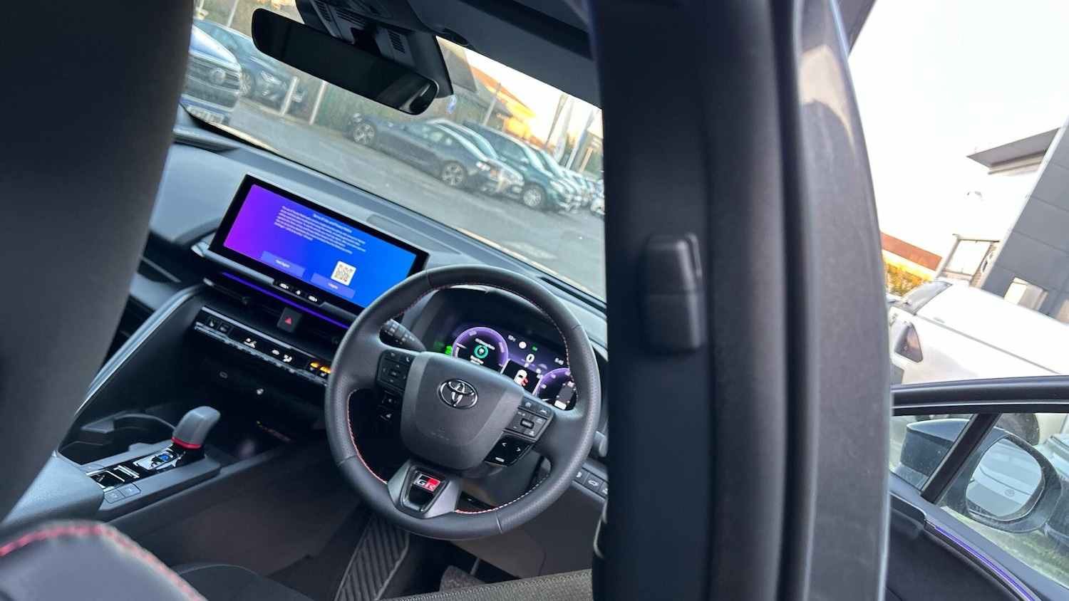 Used Toyota C-HR 2024 for sale - 77994093: Photo 36