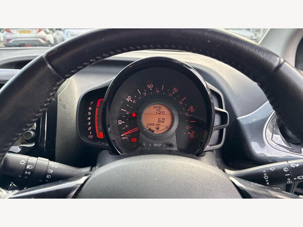Used Toyota AYGO 2017 for sale - 76188413: Photo 11