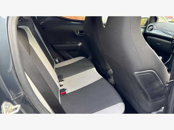 Used Toyota AYGO 2017 for sale - 76188413: Photo 14