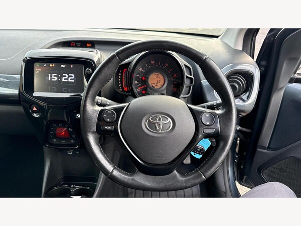 Used Toyota AYGO 2017 for sale - 76188413: Photo 8