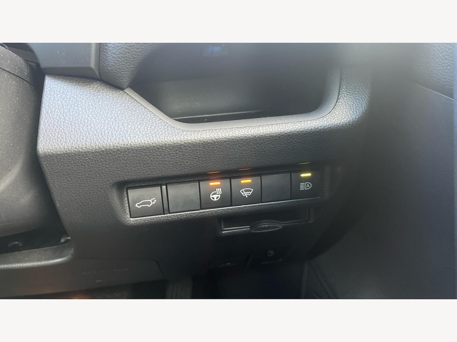 Used Toyota RAV4 2021 for sale - 77067125: Photo 24