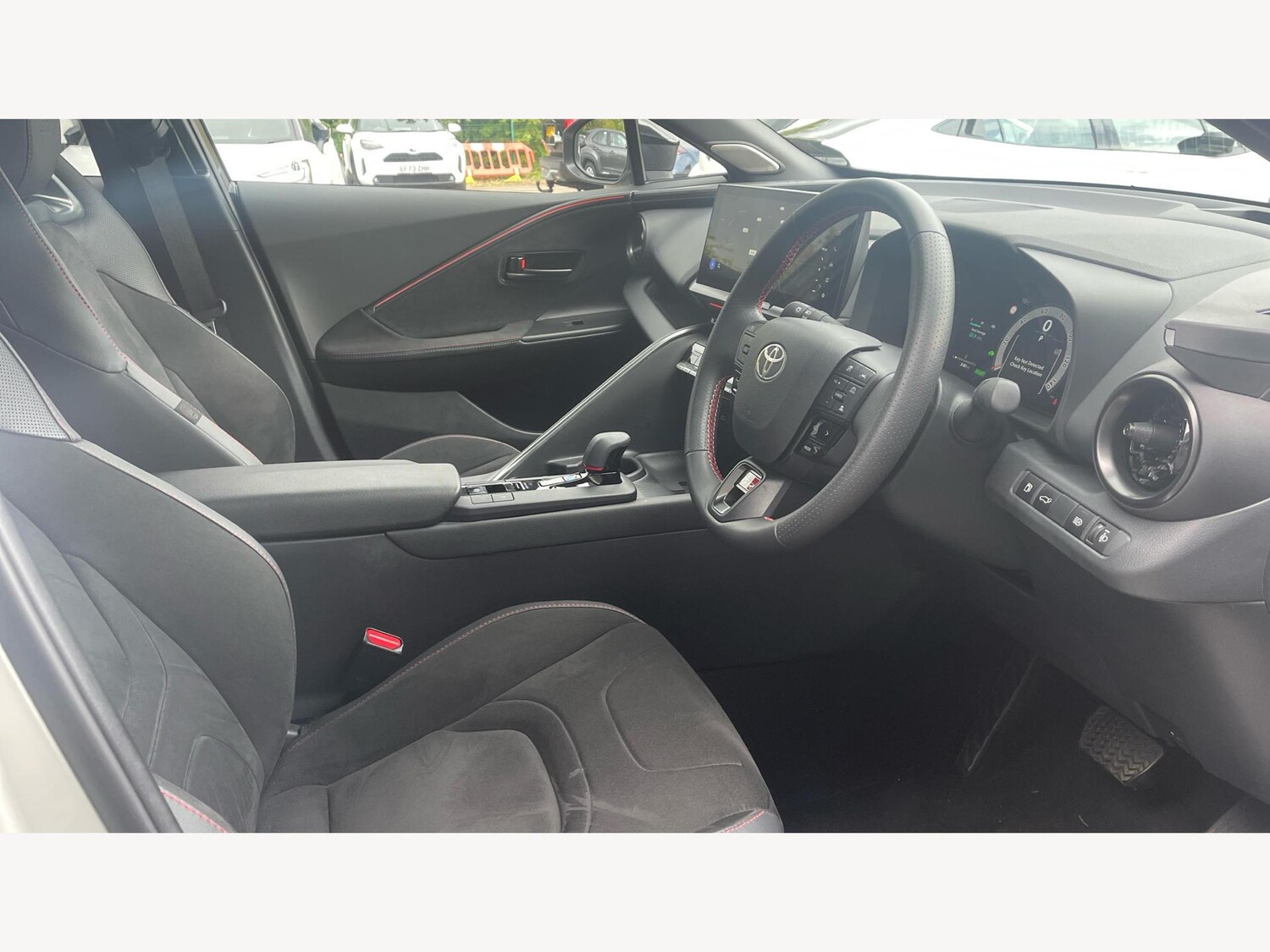 Used Toyota C-HR 2025 for sale - 77439722: Photo 13