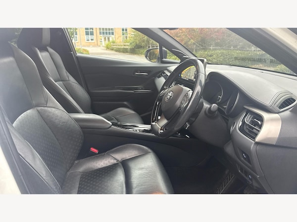 Used Toyota C-HR 2019 for sale - 76239337: Photo 13