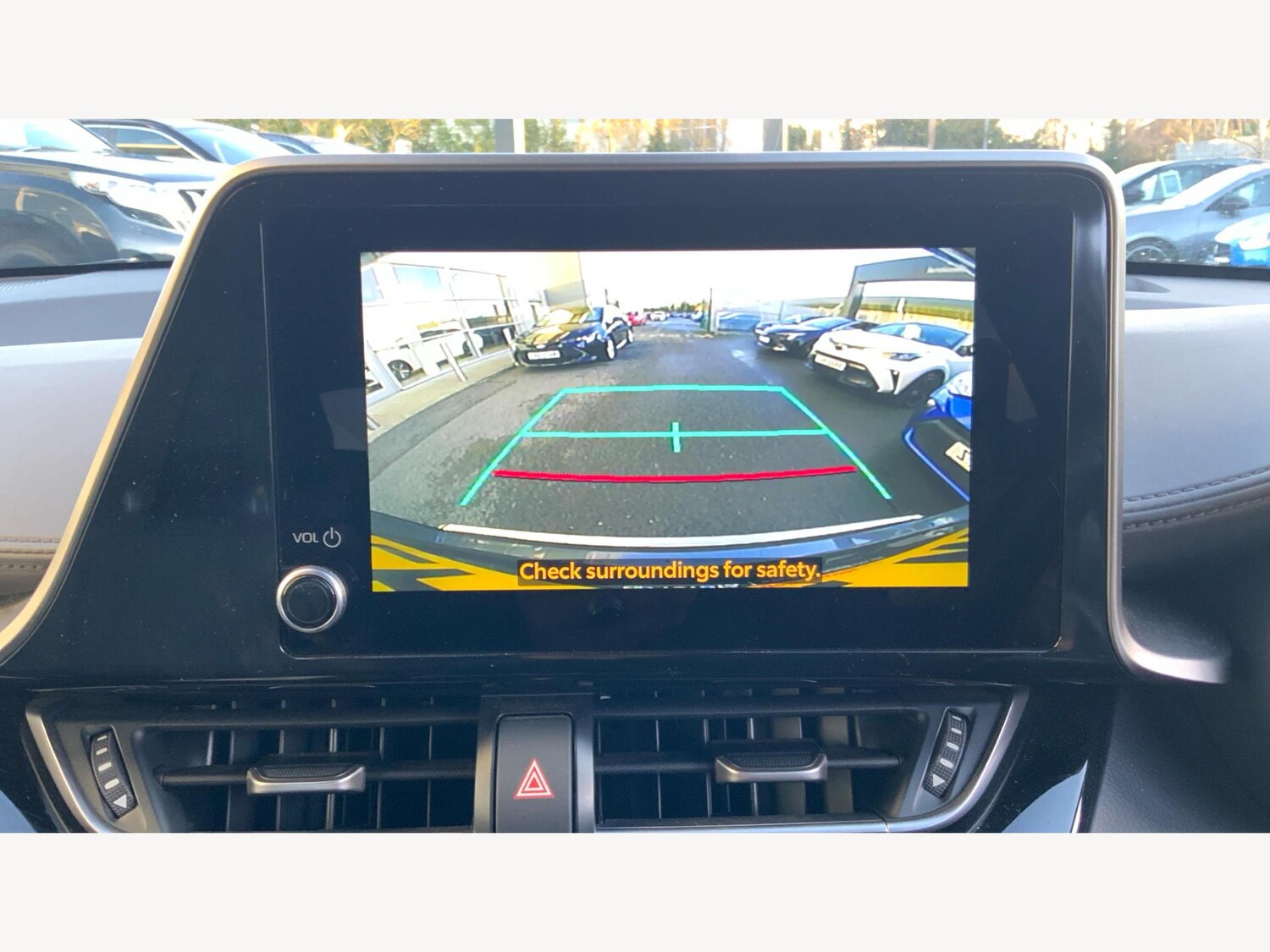 Used Toyota C-HR 2023 for sale - 76735184: Photo 26