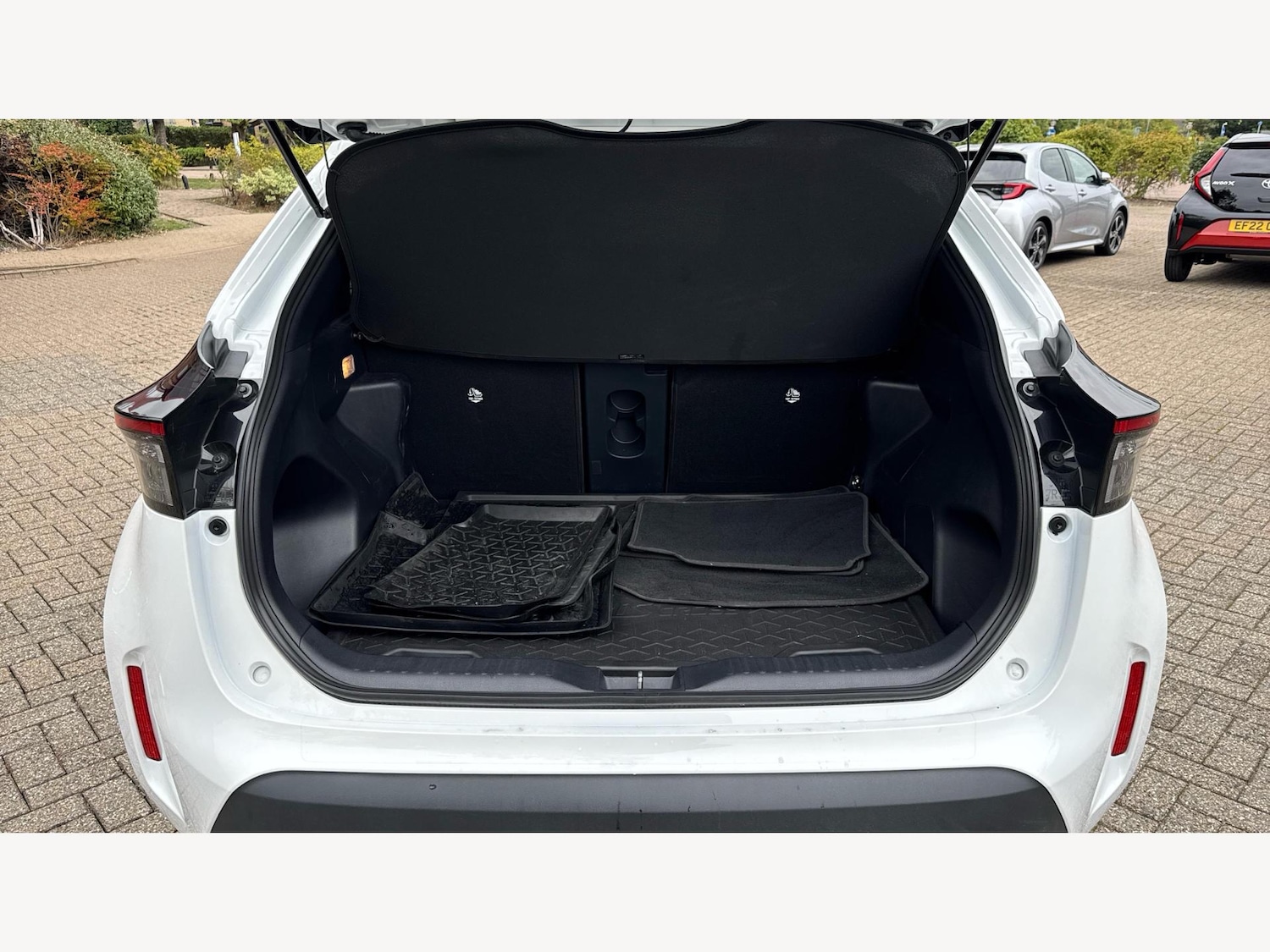 Used Toyota Yaris Cross 2024 for sale - 77143913: Photo 16