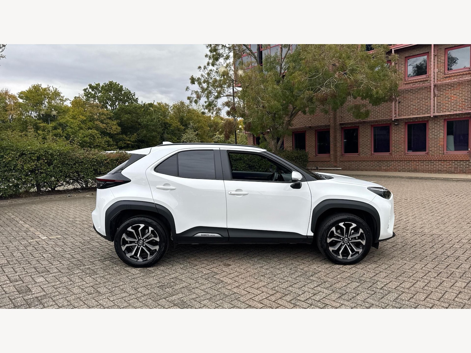 Used Toyota Yaris Cross 2024 for sale - 77143913: Photo 18