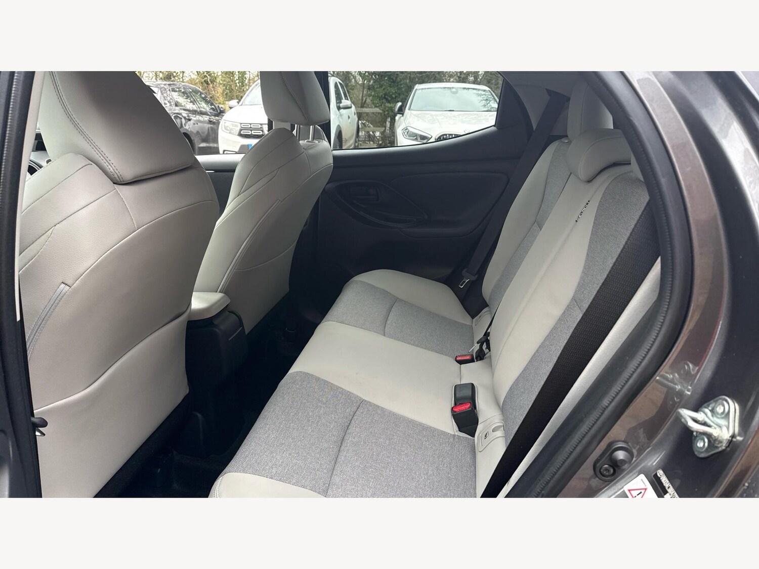 Used Toyota Yaris 2023 for sale - 77524210: Photo 15