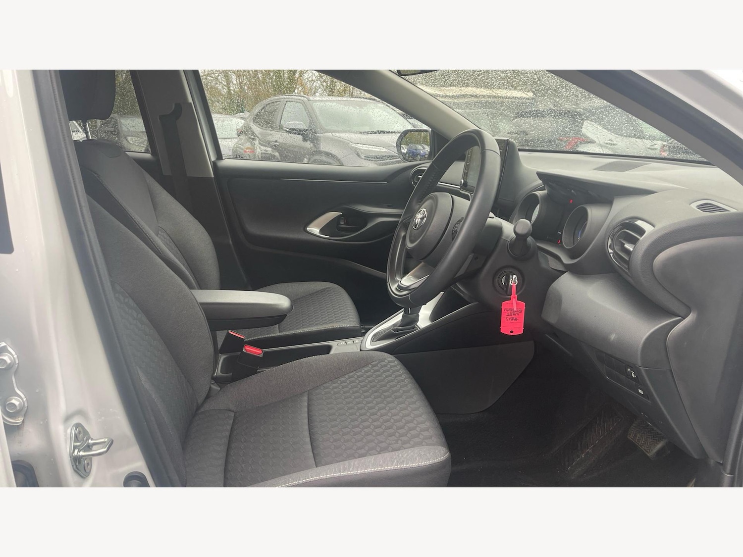 Used Toyota Yaris for sale - 77598523: Photo 13