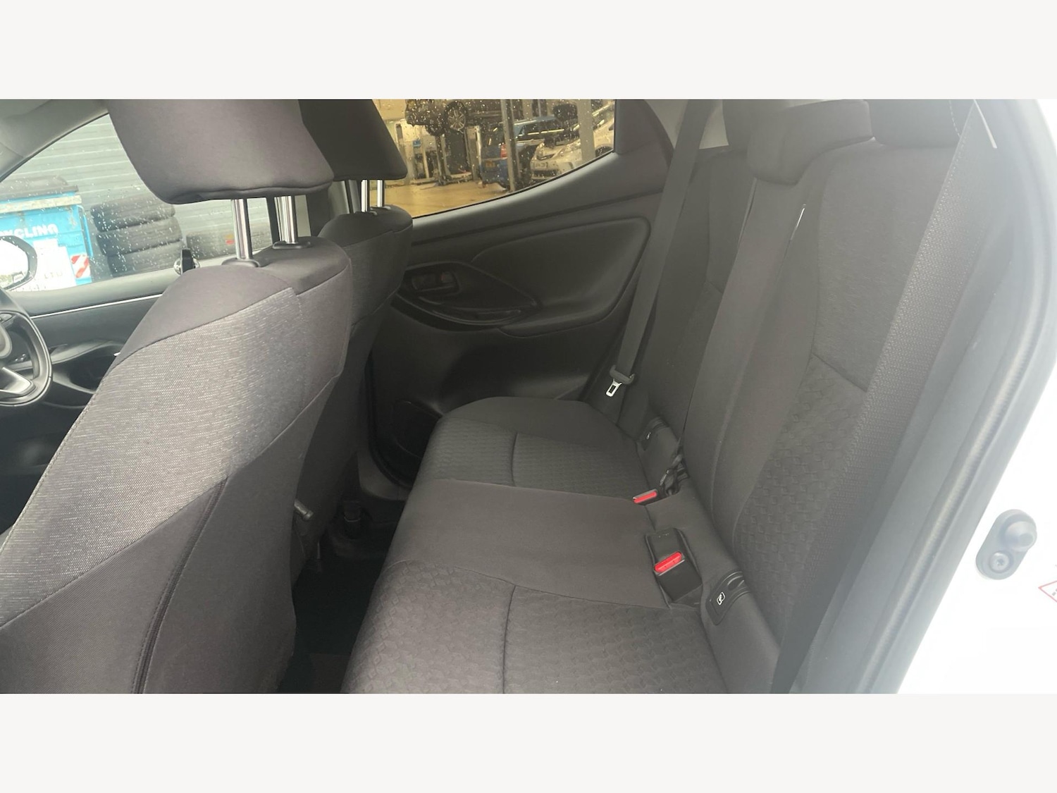 Used Toyota Yaris for sale - 77598523: Photo 15