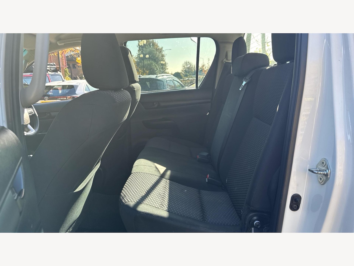 Used Toyota Hilux 2022 for sale - 77067020: Photo 15