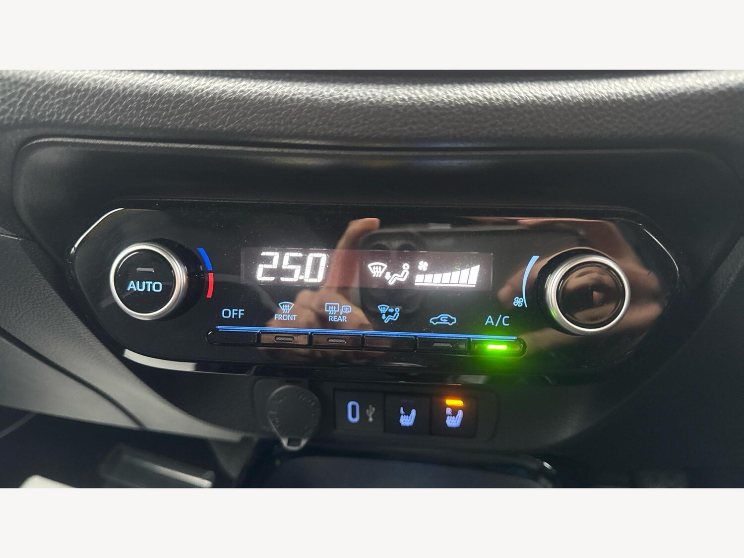 Used Toyota Aygo X 2025 for sale - 76823481: Photo 24