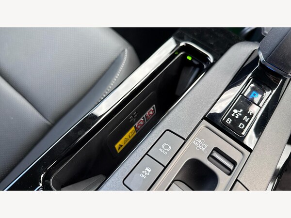 Used Toyota Prius 2025 for sale - 76214997: Photo 25