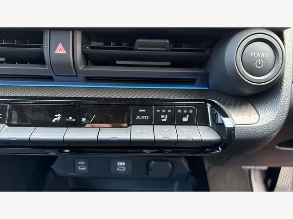 Used Toyota Prius 2025 for sale - 76214997: Photo 26