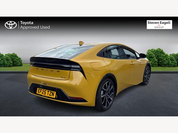 Used Toyota Prius 2025 for sale - 76214997: Photo 2