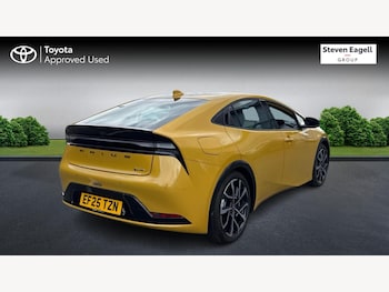 Used Toyota Prius 2025 for sale - 76214997: Photo