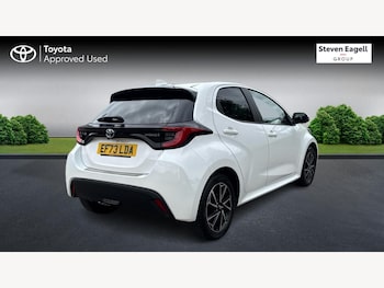 Used Toyota Yaris 2024 for sale - 78834103: Photo