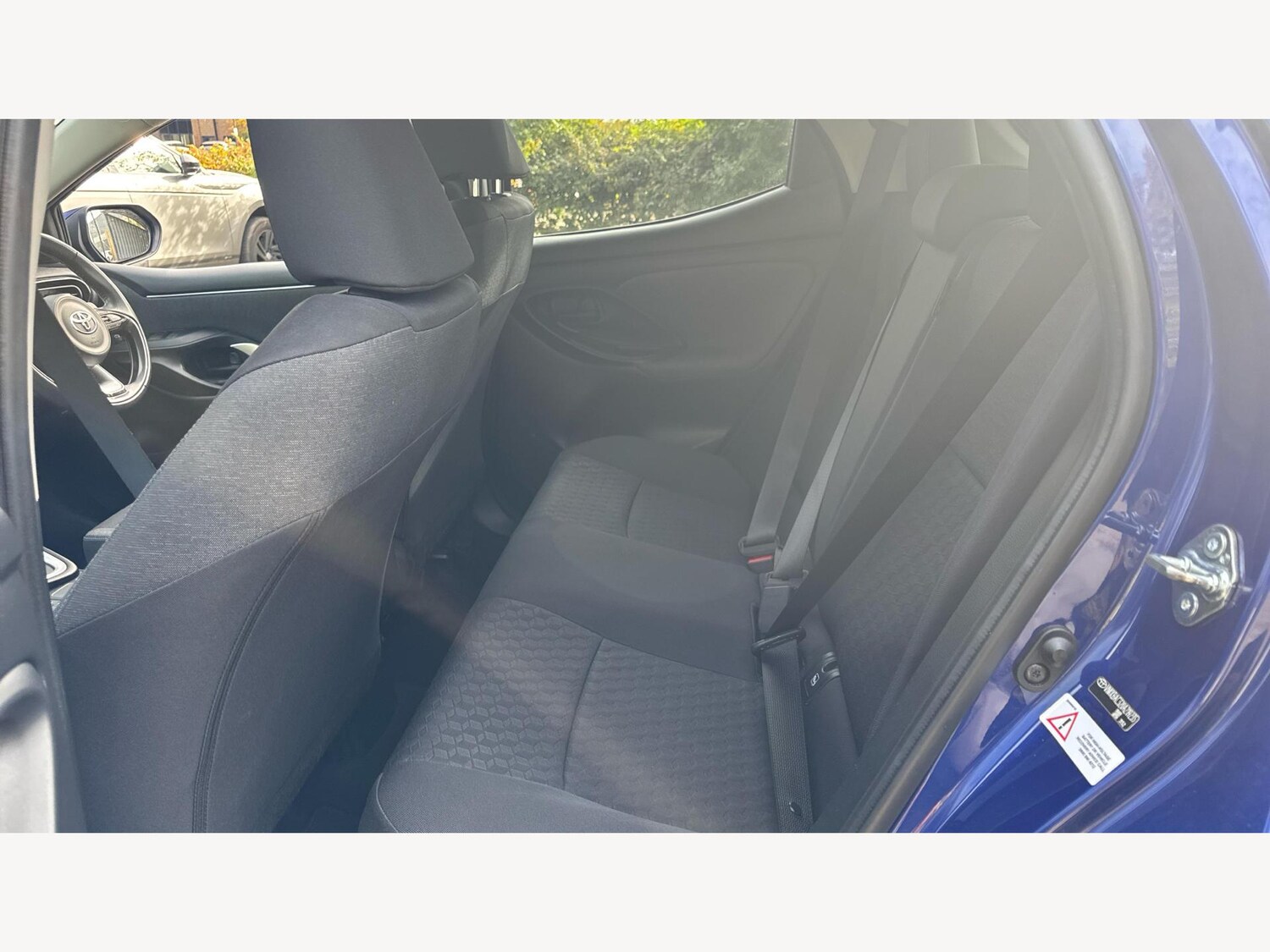 Used Toyota Yaris 2022 for sale - 76432053: Photo 15