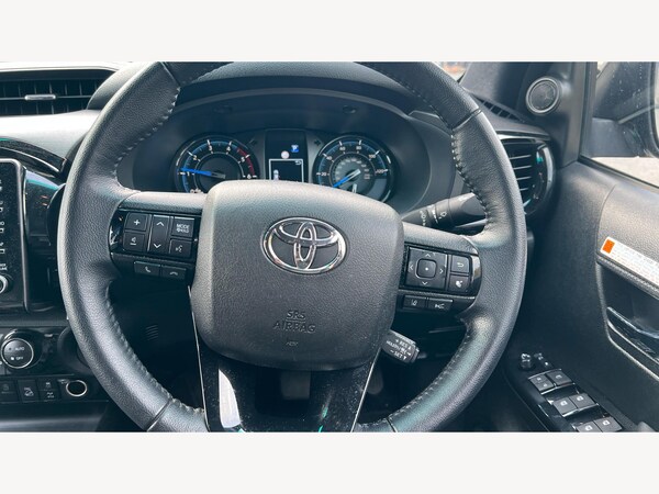 Used Toyota Hilux 2023 for sale - 76072602: Photo 10