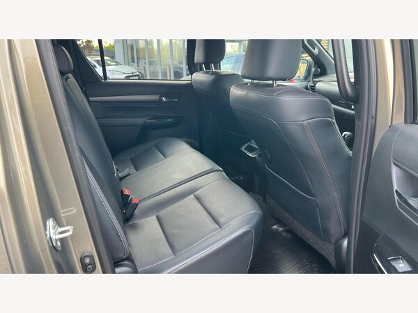 Used Toyota Hilux 2023 for sale - 76072602: Photo 14