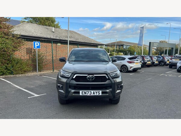 Used Toyota Hilux 2023 for sale - 76072602: Photo 17