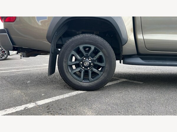 Used Toyota Hilux 2023 for sale - 76072602: Photo 20