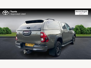 Used Toyota Hilux 2023 for sale - 76072602: Photo 2