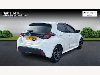 Used Toyota Yaris 2023 for sale - 76472466: Photo