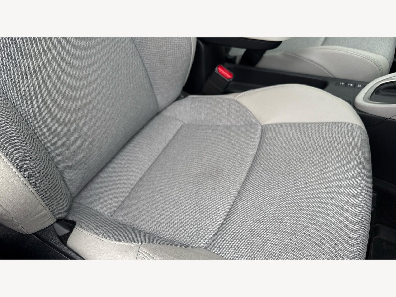 Used Toyota Yaris 2022 for sale - 78184669: Photo 19