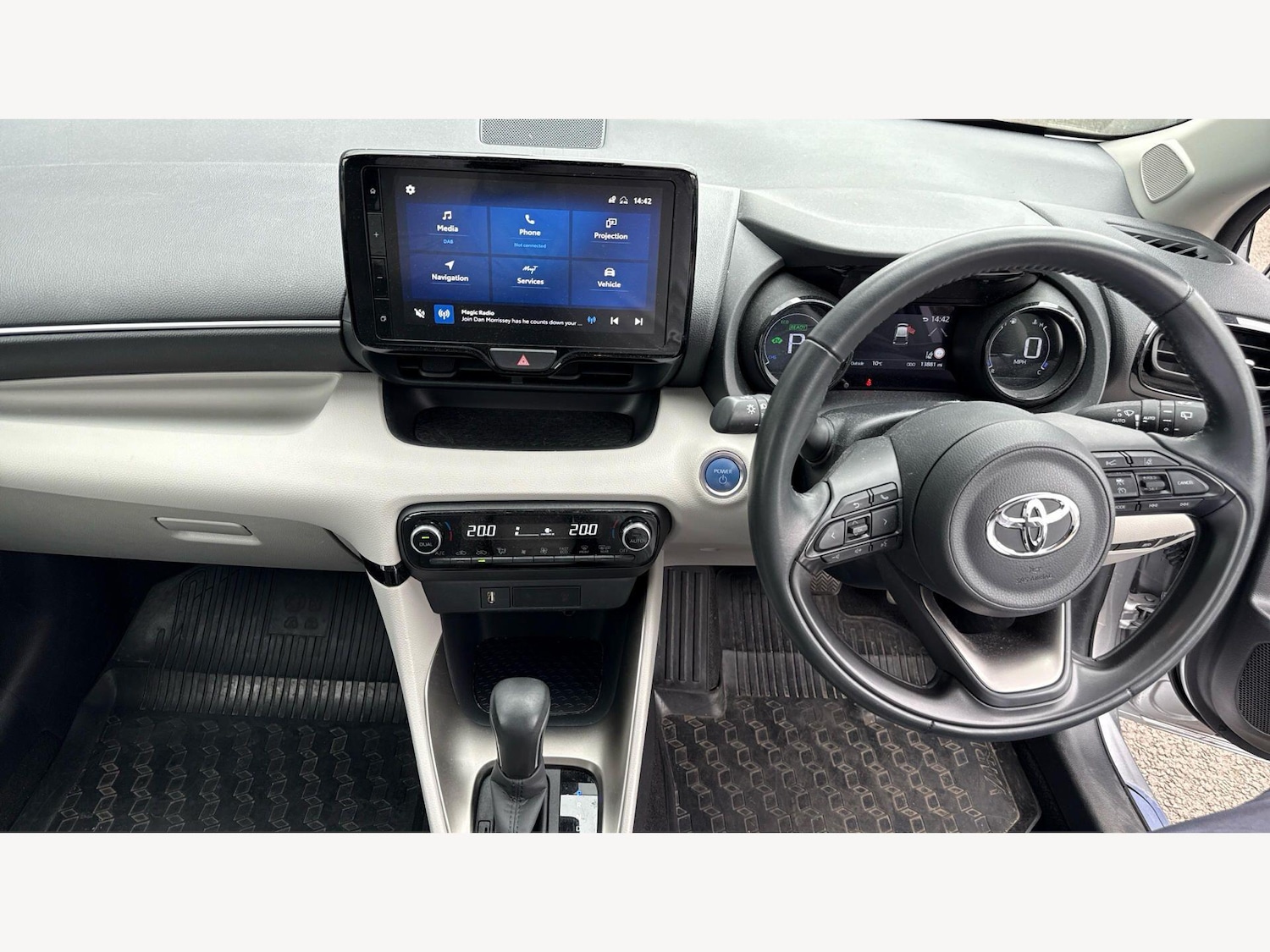 Used Toyota Yaris 2022 for sale - 78184669: Photo 8