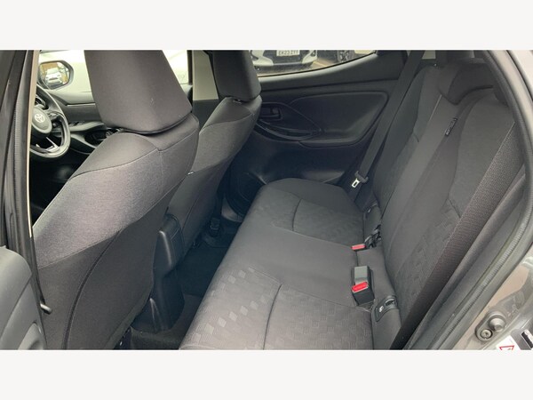 Used Toyota Yaris 2025 for sale - 76270551: Photo 15