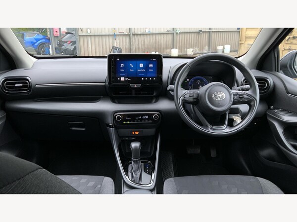Used Toyota Yaris 2025 for sale - 76270551: Photo 7