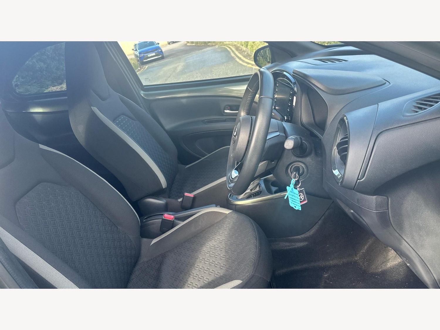 Used Toyota Aygo X 2022 for sale - 77441309: Photo 13