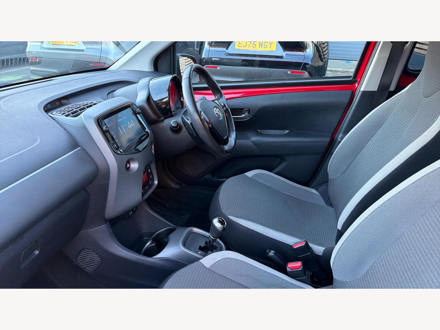 Used Toyota AYGO 2021 for sale - 77230326: Photo 12