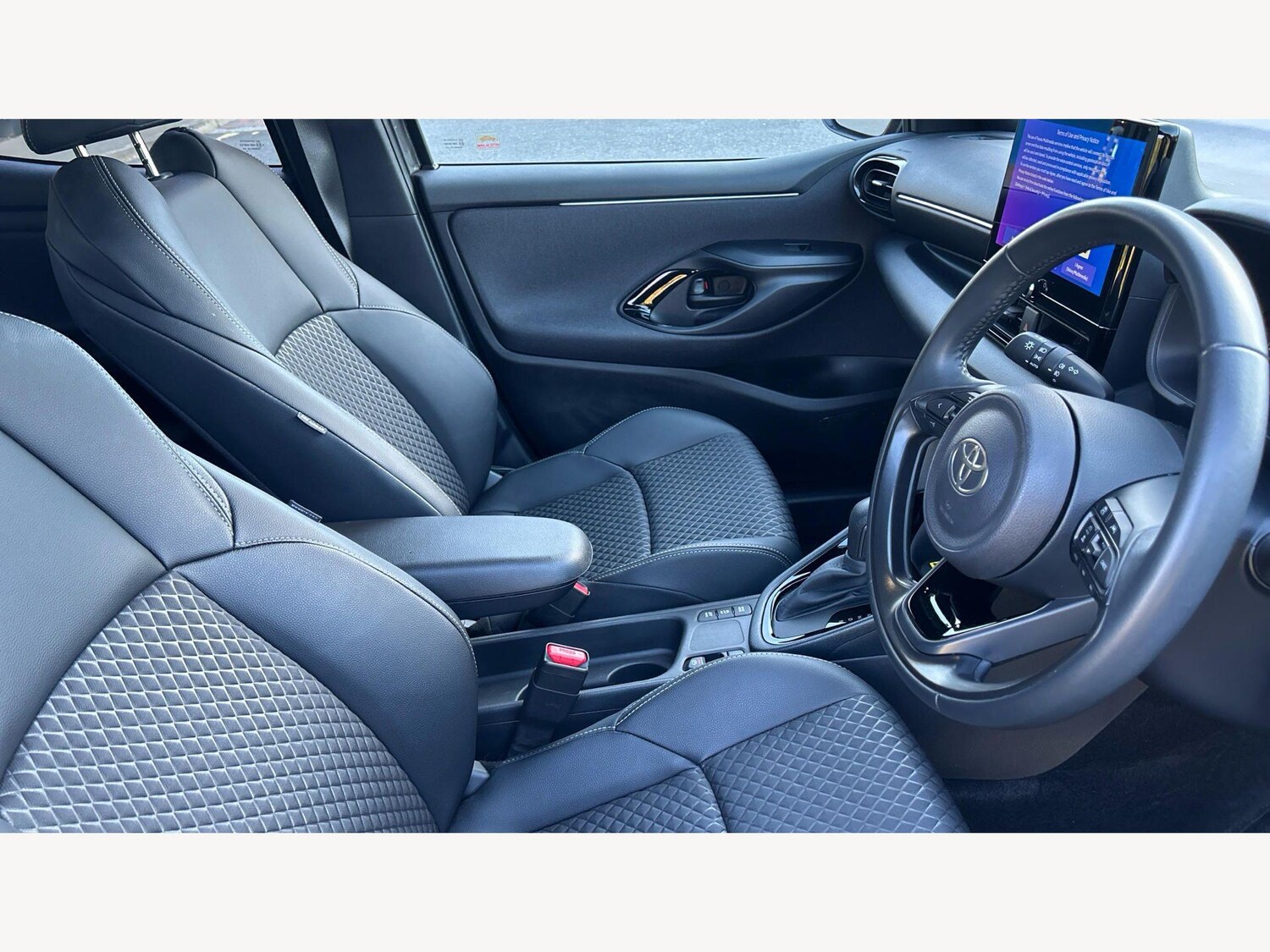 Used Toyota Yaris for sale - 78007619: Photo 13