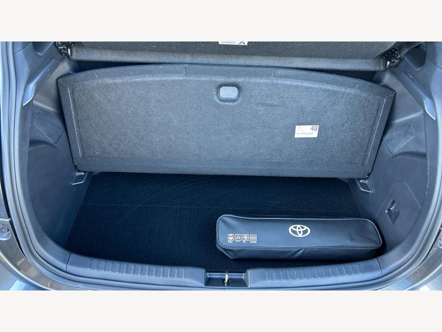 Used Toyota Yaris for sale - 78007619: Photo 24