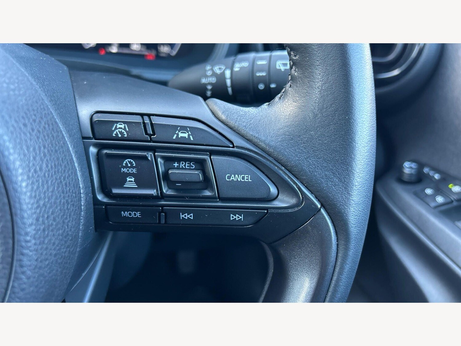 Used Toyota Yaris for sale - 78007619: Photo 28