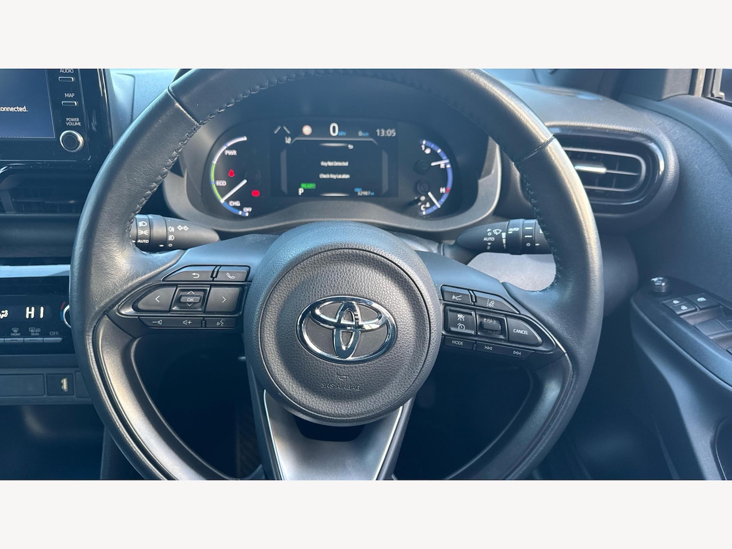 Used Toyota Yaris Cross 2022 for sale - 77155453: Photo 10