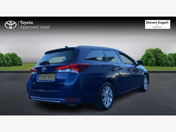 Used Toyota Auris 2018 for sale - 76188879: Photo 2