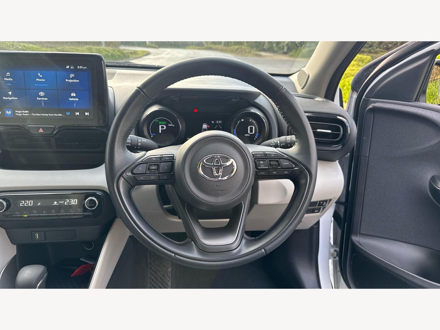 Used Toyota Yaris for sale - 77722907: Photo 8