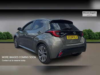 Used Toyota Yaris 2024 for sale - 78676544: Photo