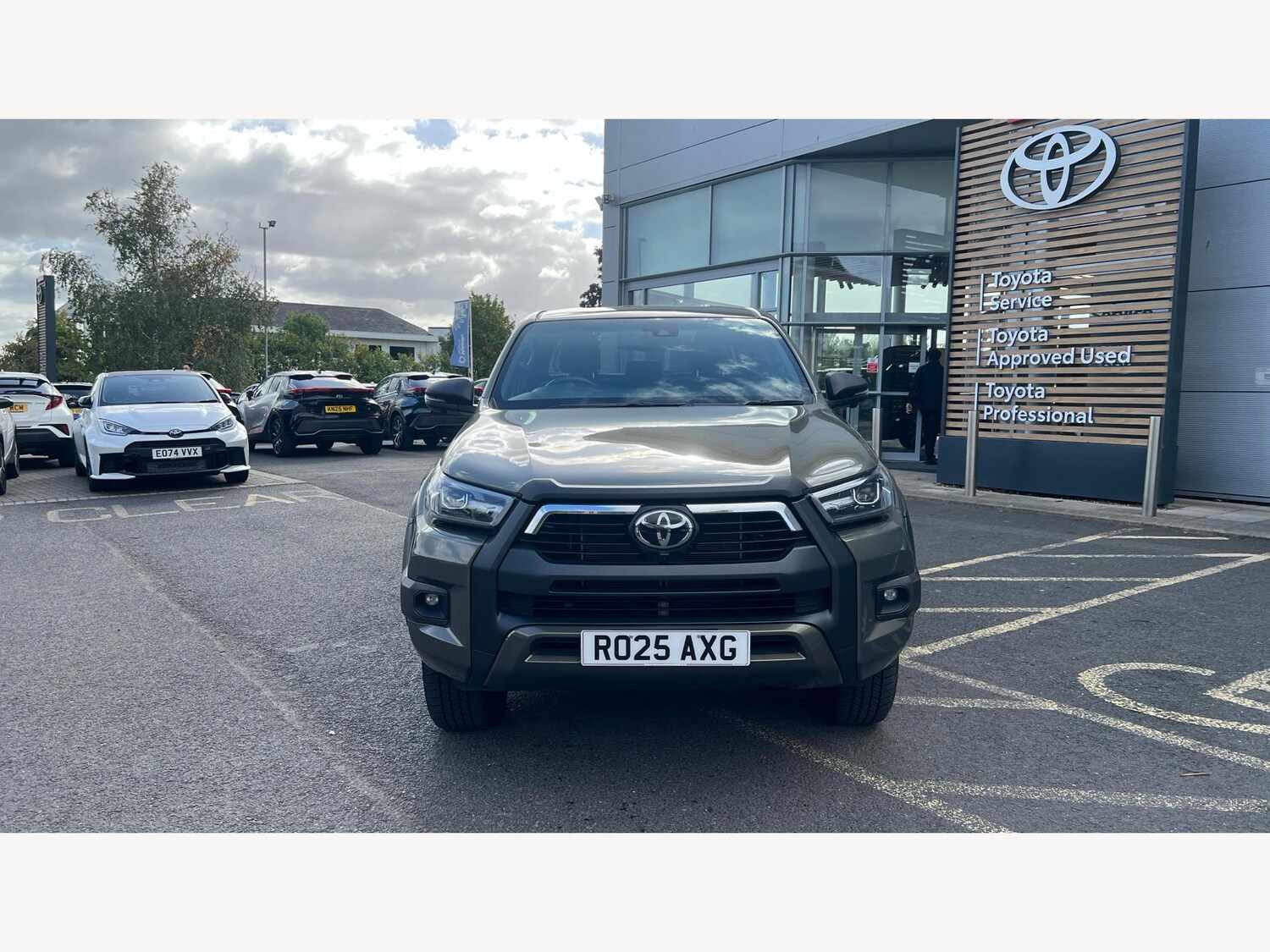 Used Toyota Hilux 2025 for sale - 76260602: Photo 17