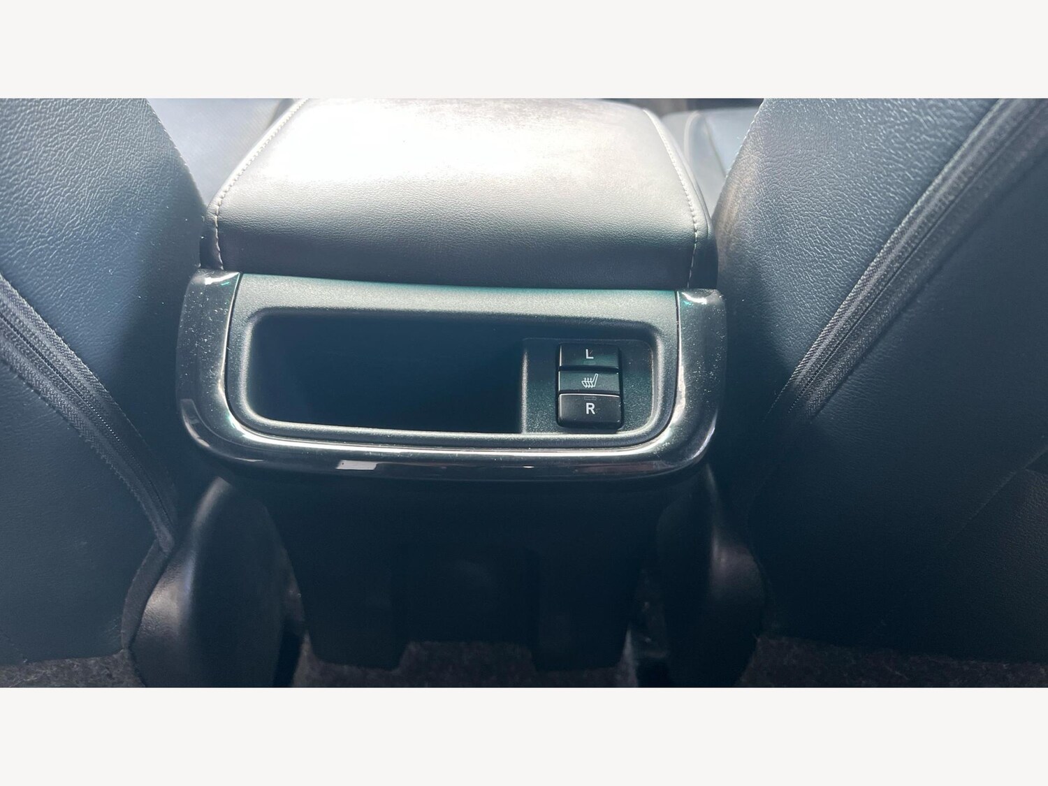 Used Toyota Hilux 2025 for sale - 76260602: Photo 22