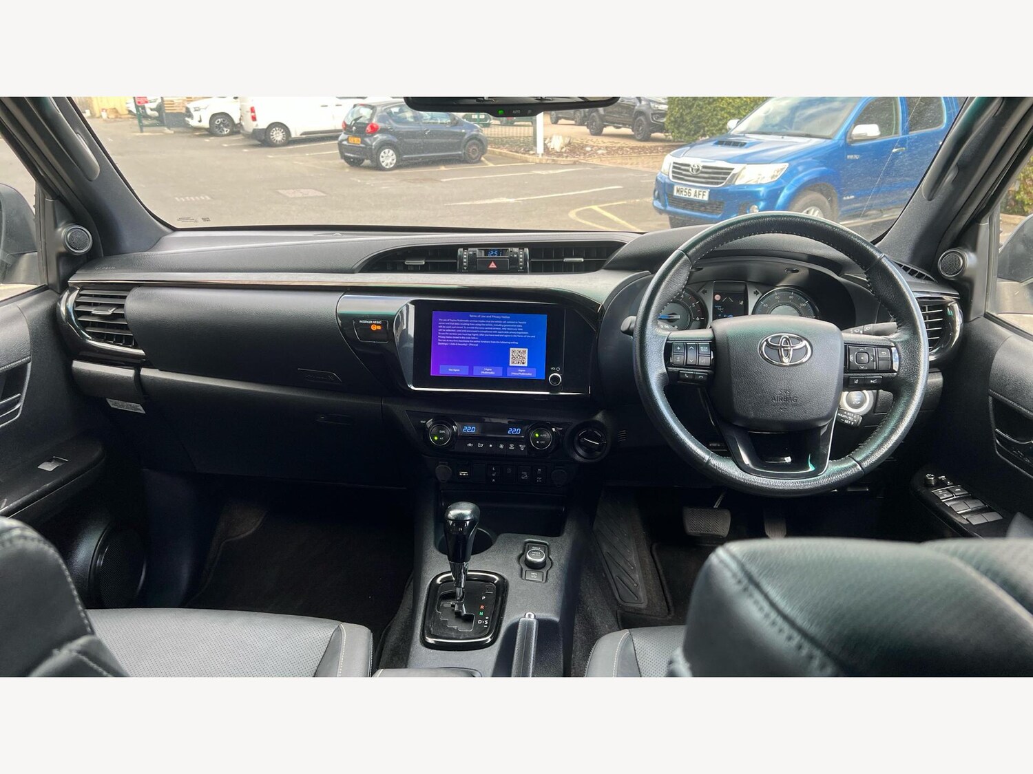 Used Toyota Hilux 2025 for sale - 76260602: Photo 7