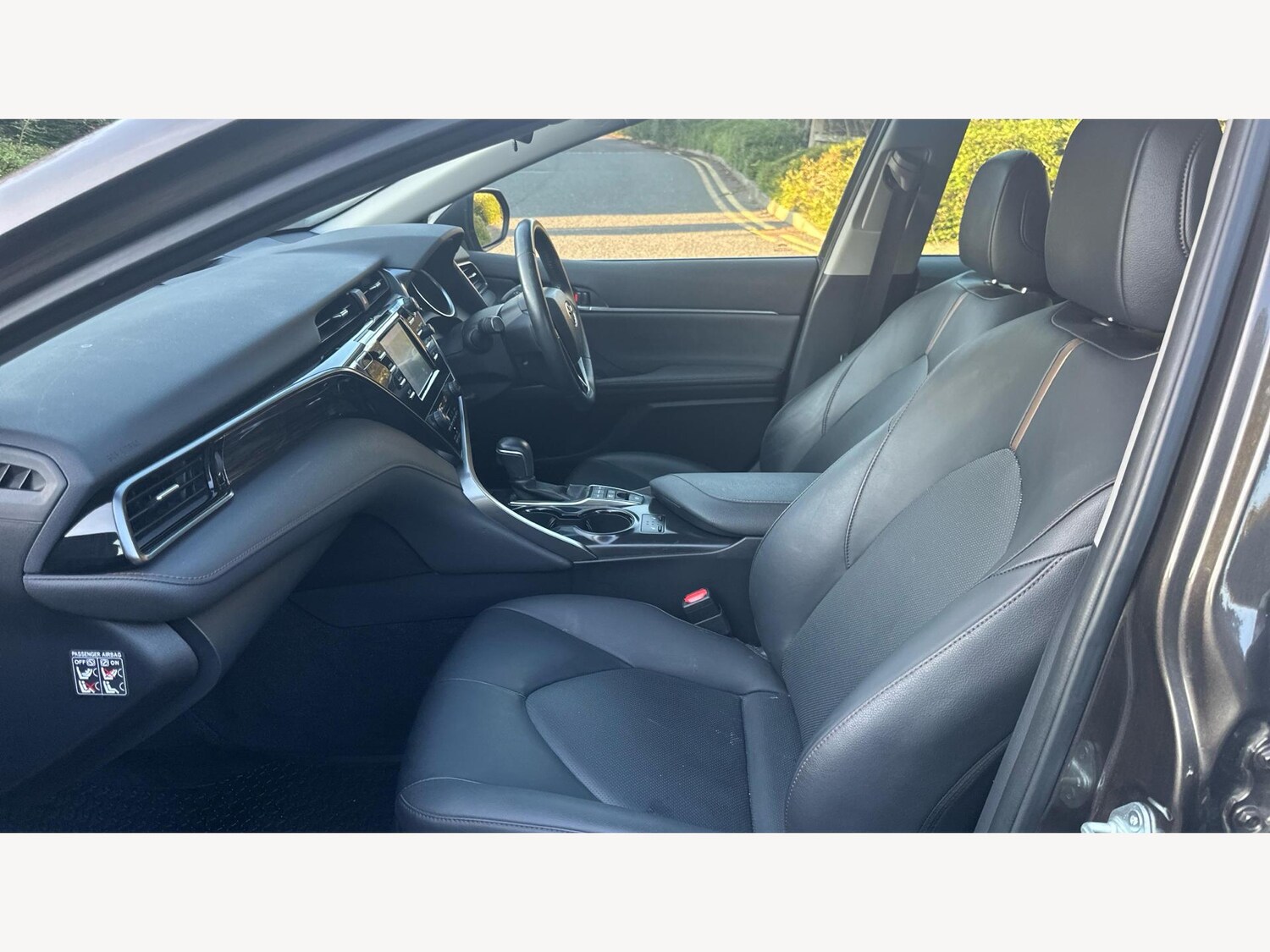 Used Toyota Camry for sale - 76473770: Photo 12