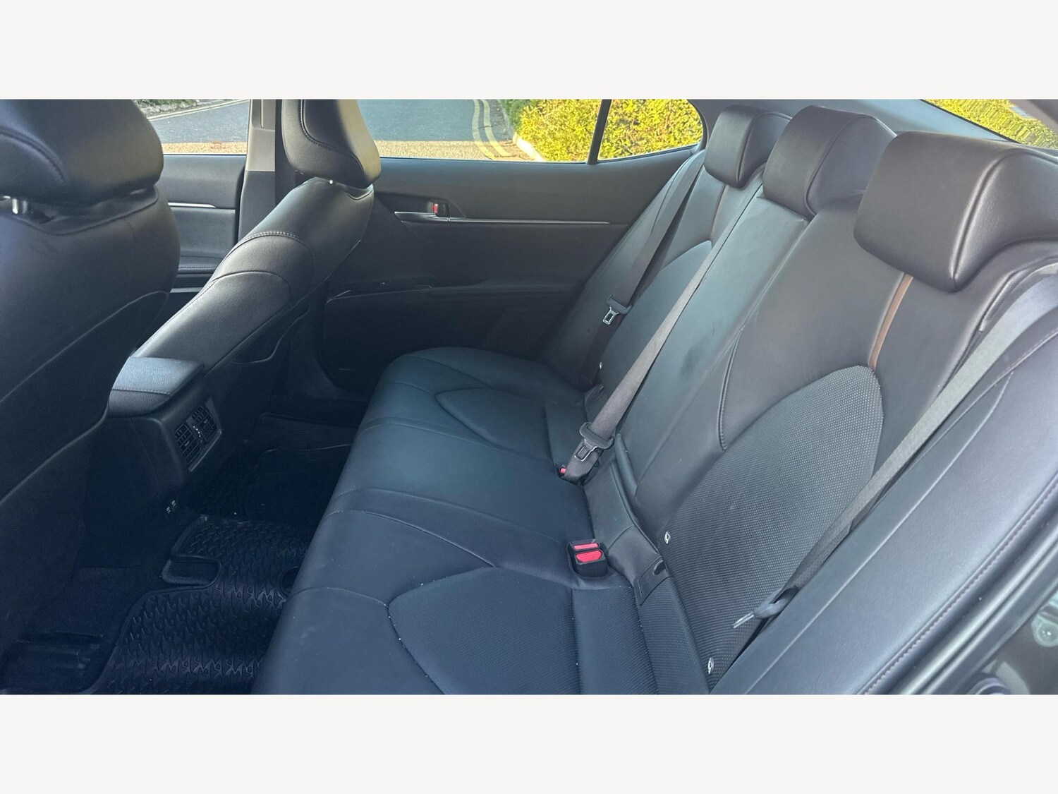 Used Toyota Camry for sale - 76473770: Photo 15