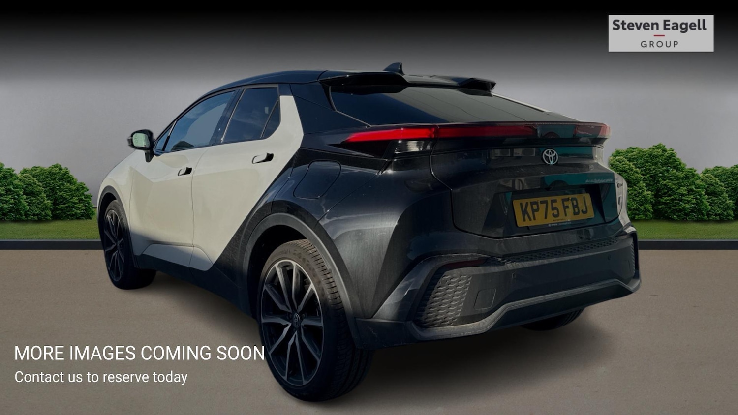 Used Toyota C-HR 2025 for sale - 77753790: Photo 2