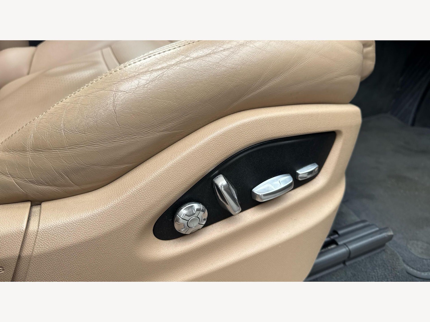Used Porsche Cayenne 2019 for sale - 78171574: Photo 34
