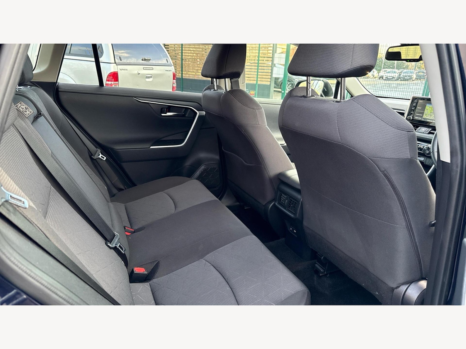 Used Toyota RAV4 2021 for sale - 76898896: Photo 14